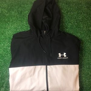 Under Armour Hooded Jacket Windbreaker Sz Large